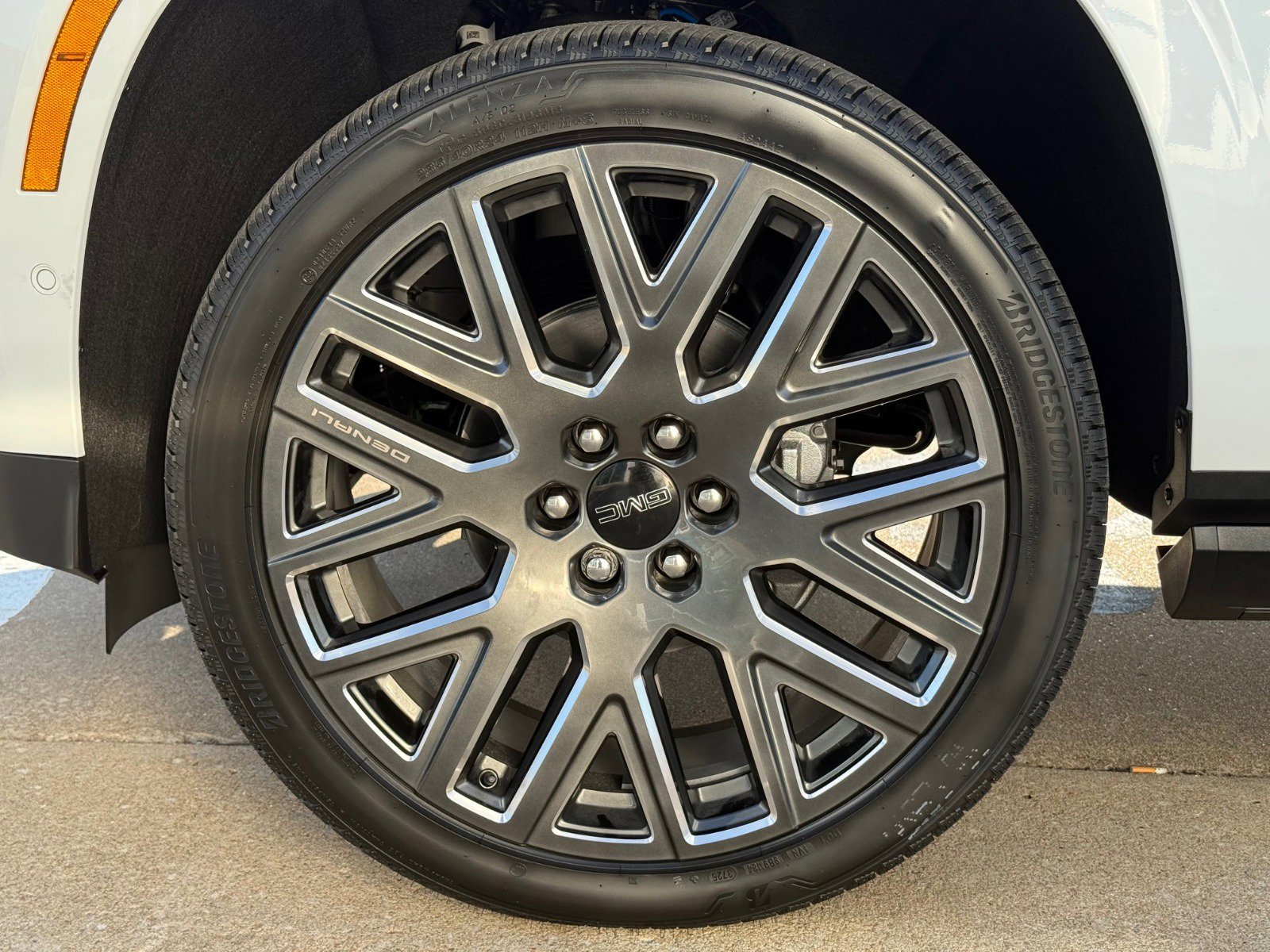 New 2026 GMC Yukon XL Denali Ultimate image 6