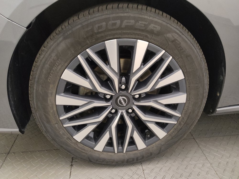 Used 2023 Nissan Altima 2.5 SV w/ SV Premium Package AWD/4WD image 31