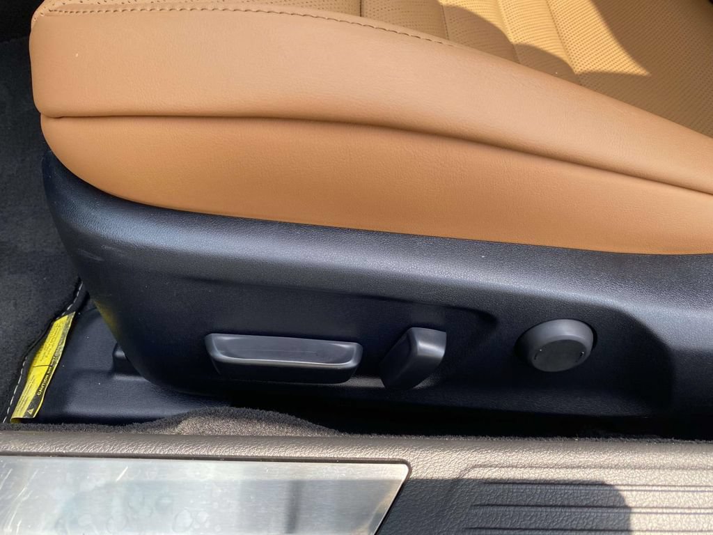 Used 2024 Lexus RC 350 RWD image 10