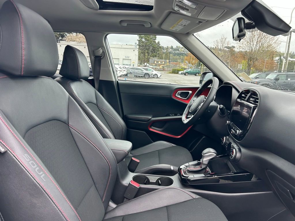 Used 2023 Kia Soul GT-Line image 16