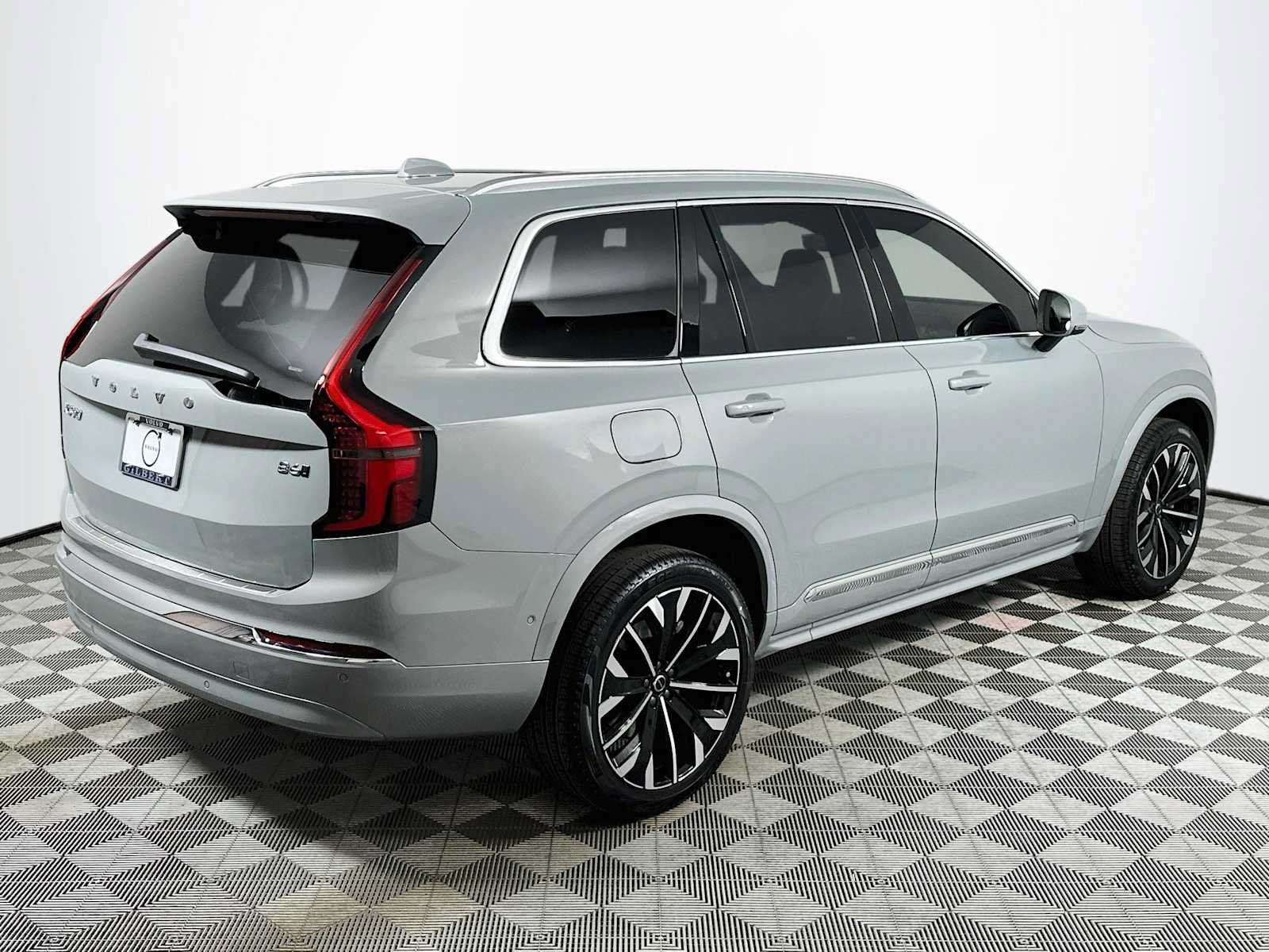 New 2027 Volvo XC90 B6 Plus AWD/4WD image 7