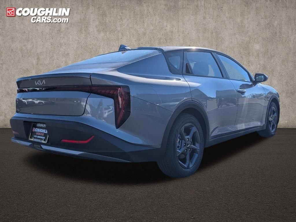 New 2025 Kia K4 LXS image 7