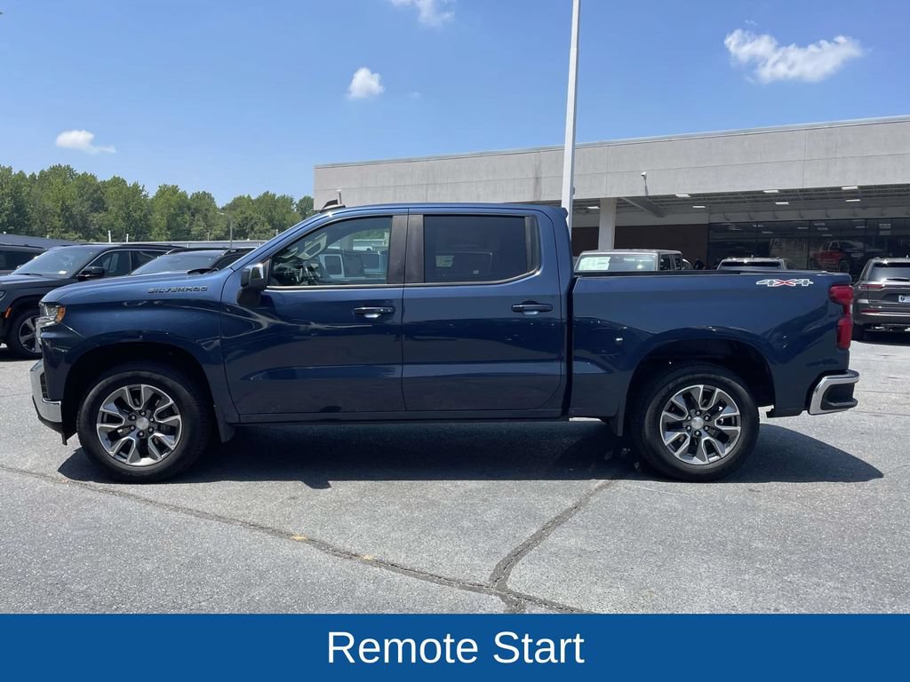 Used 2022 Chevrolet Silverado 1500 LT AWD/4WD image 5