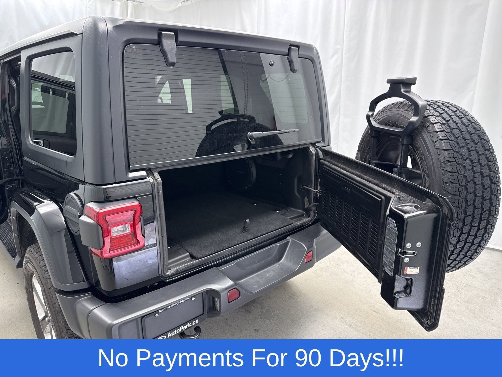 Used 2021 Jeep Wrangler Unlimited Sahara w/ Uconnect 4C Nav & Sound Group image 49