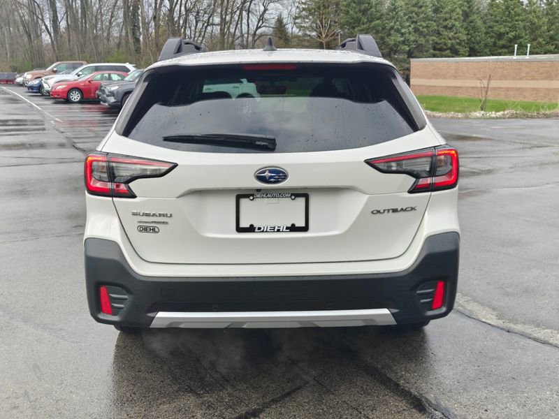Used 2022 Subaru Outback Limited image 8