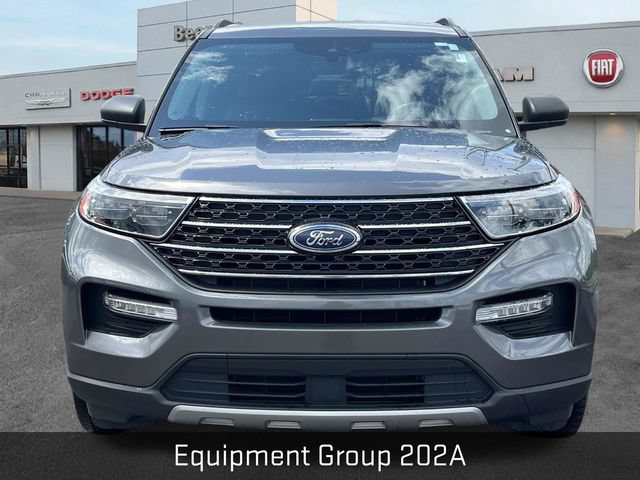 Used 2023 Ford Explorer XLT w/ Equipment Group 202A AWD/4WD image 2