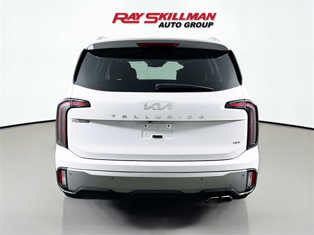 Used 2023 Kia Telluride EX w/ EX Captain's Chair Package image 6