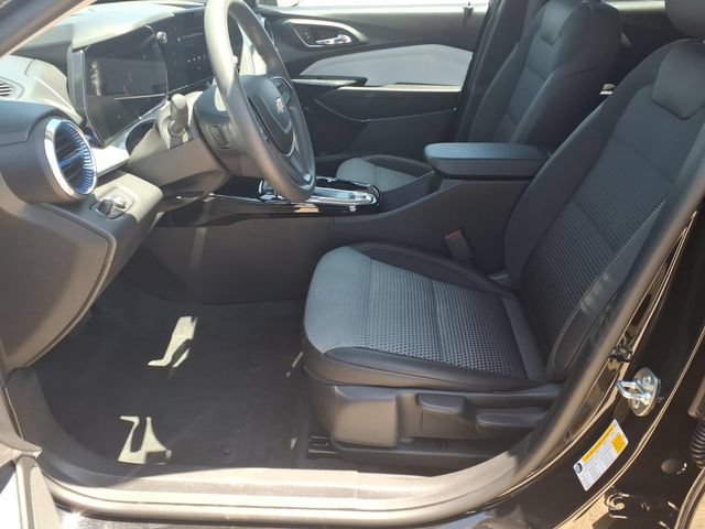 Used 2026 Chevrolet Trax LT FWD image 10