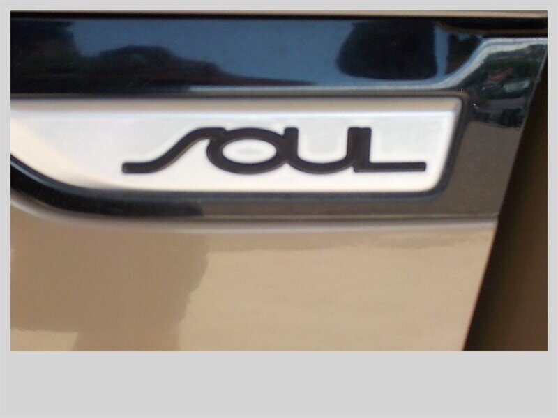 Used 2015 Kia Soul FWD image 28