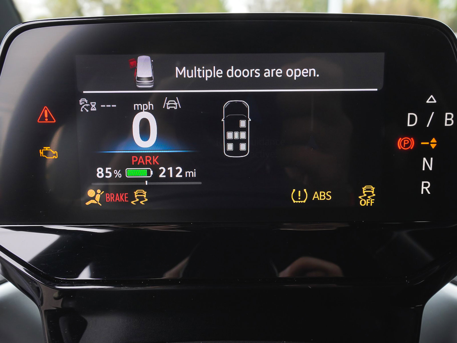 Used 2025 Volkswagen ID. Buzz Pro S RWD image 19