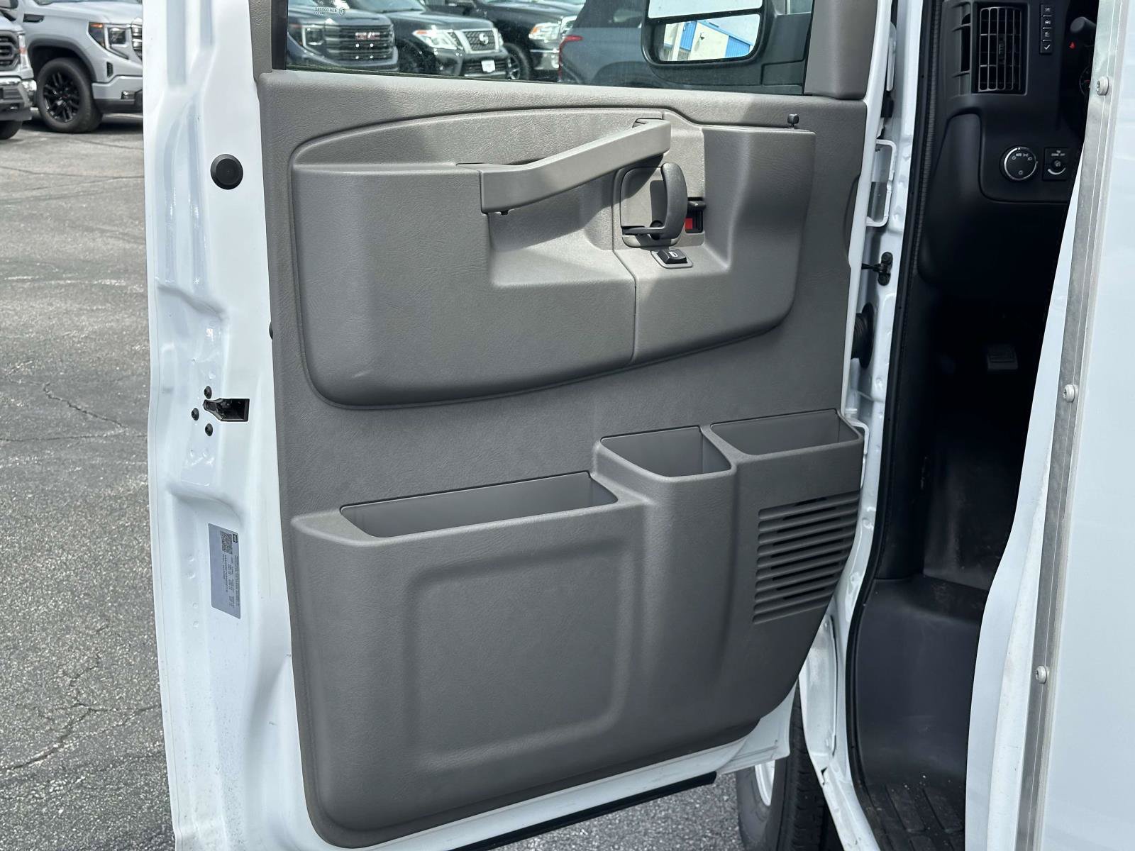 New 2024 Chevrolet Express 3500 w/ Power Convenience Package RWD image 13