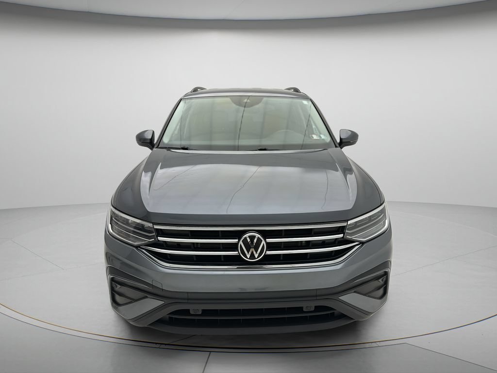 Used 2023 Volkswagen Tiguan S w/ Driver Assistance Package AWD/4WD image 2