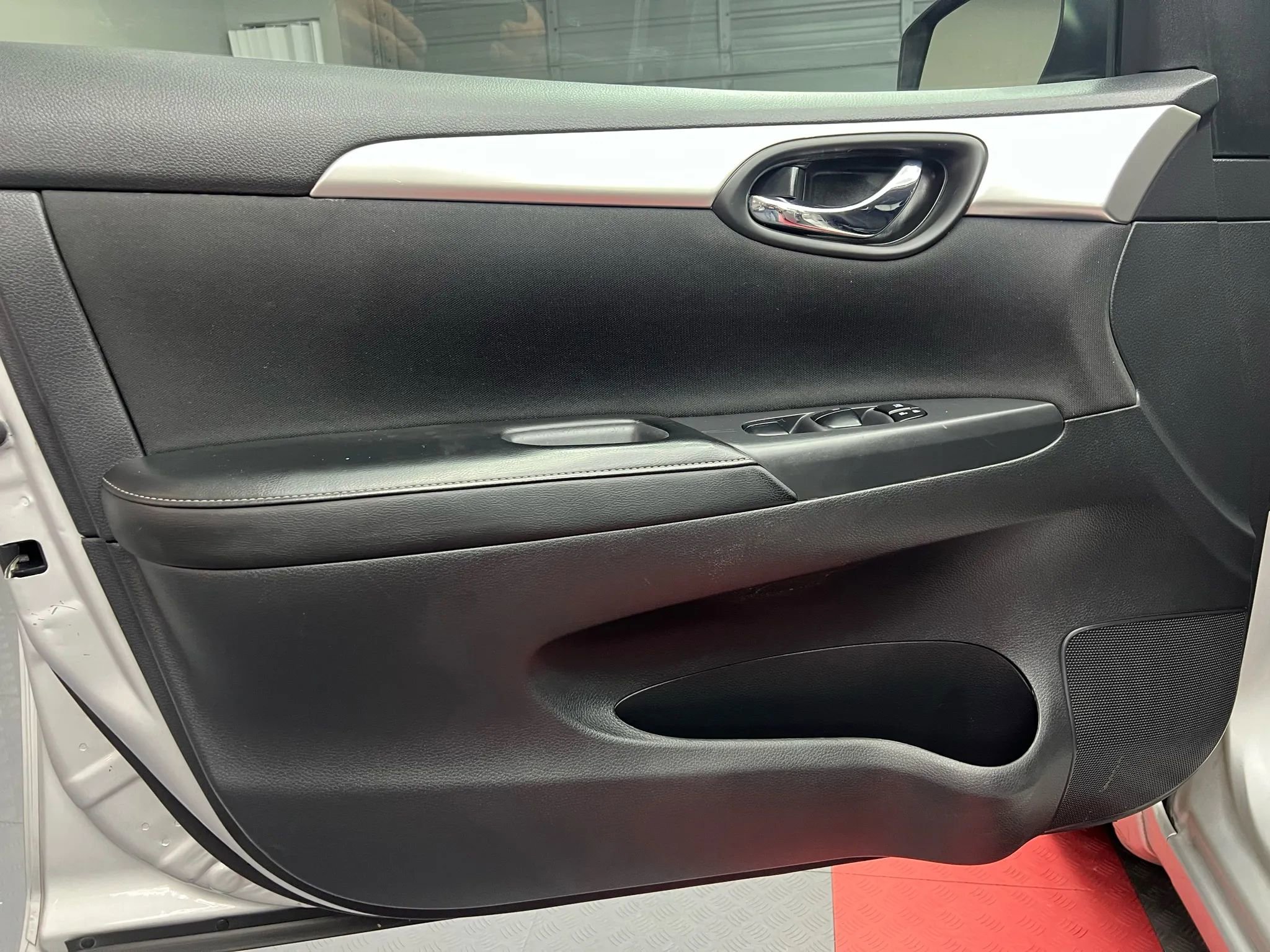 Used 2017 Nissan Sentra S image 12