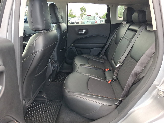 Used 2020 Jeep Compass Latitude w/ Popular Equipment Group AWD/4WD image 11