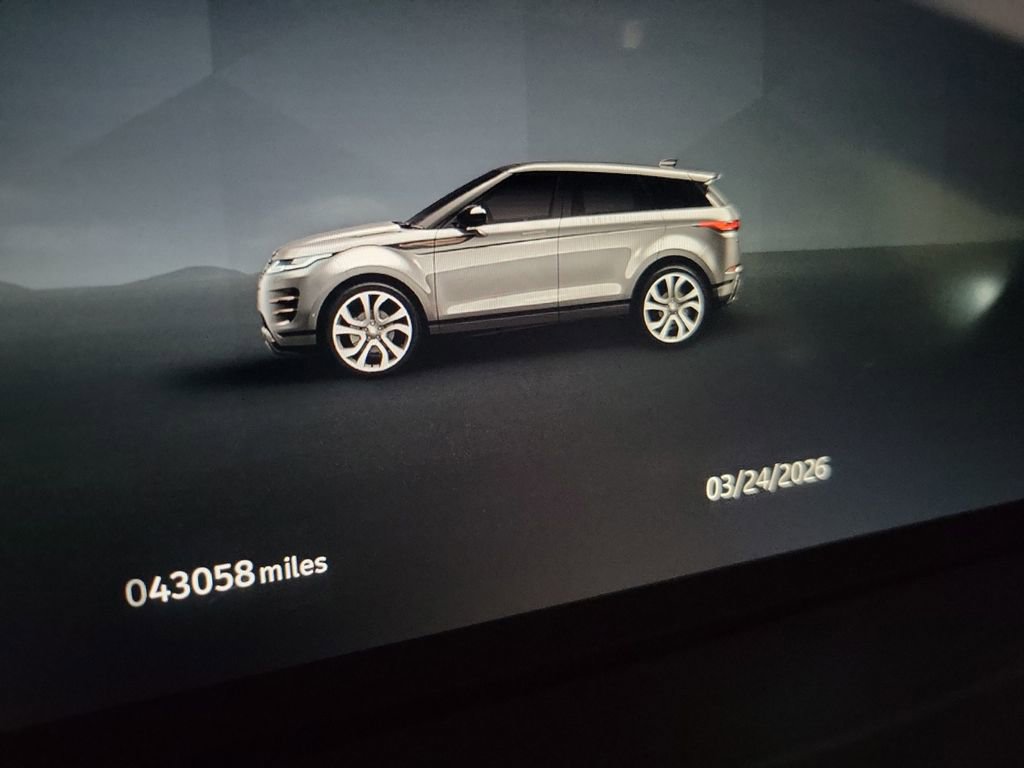 Used 2024 Land Rover Range Rover Evoque S AWD/4WD image 18