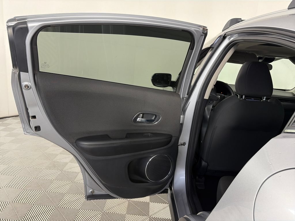 Used 2022 Honda HR-V EX image 12