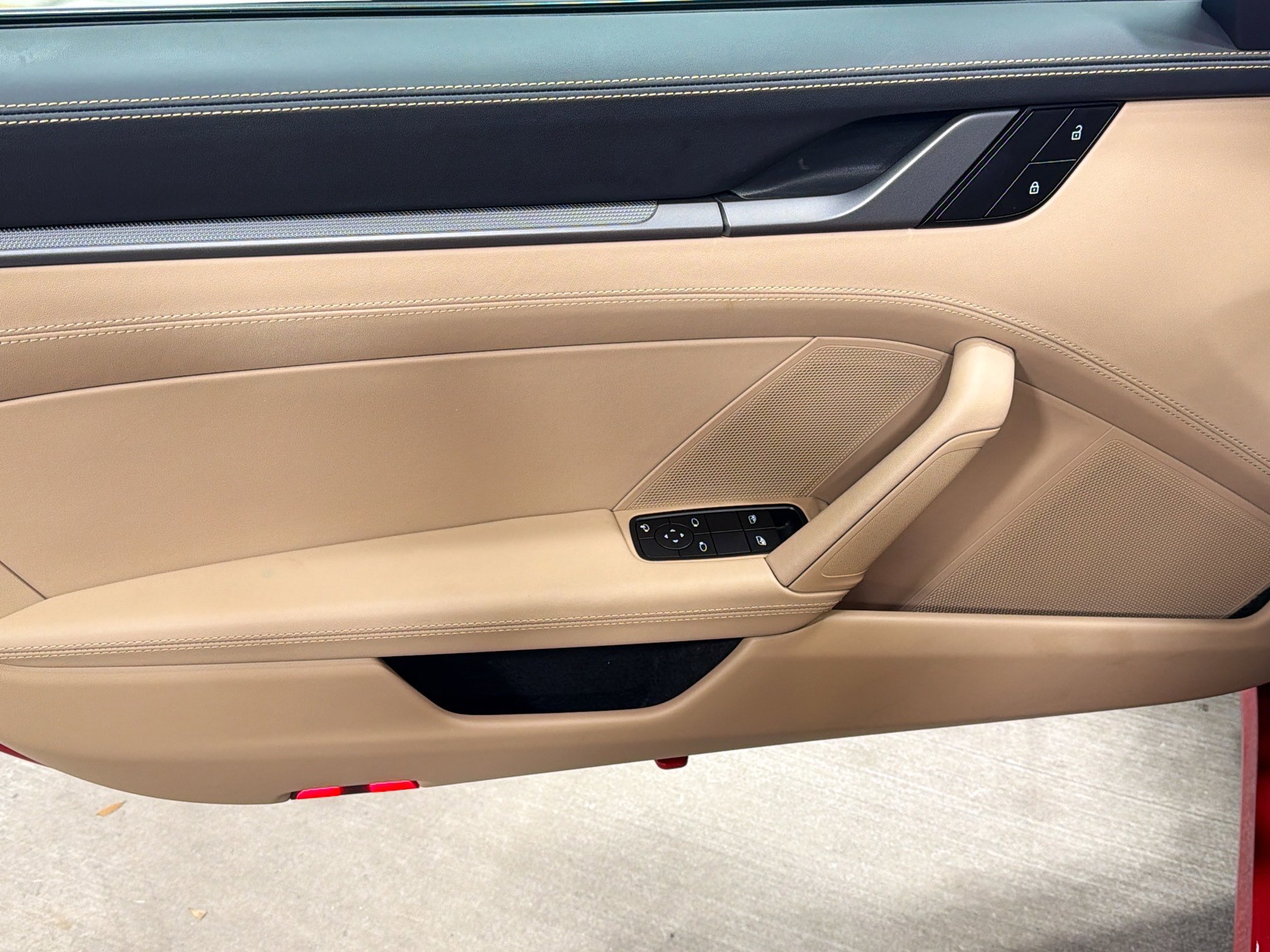 Certified 2024 Porsche 911 Targa 4S image 20