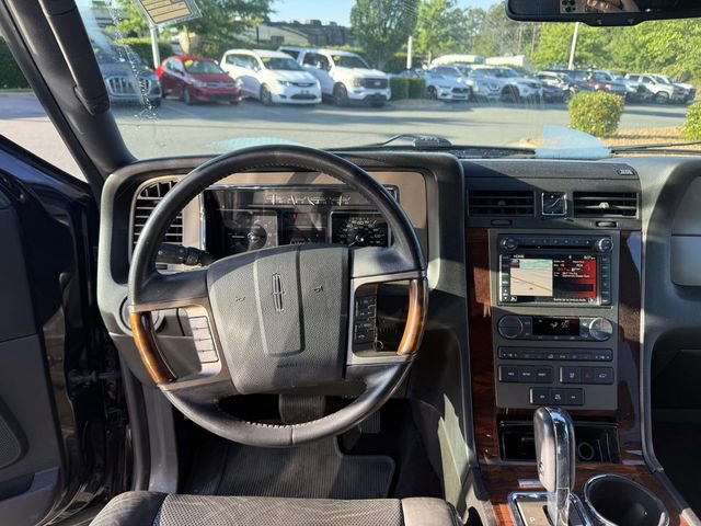 Used 2013 Lincoln Navigator 4WD w/ HD Trailer Tow Pkg image 4