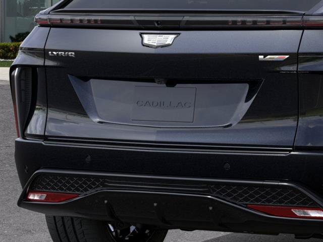New 2026 Cadillac Lyriq V AWD/4WD image 14