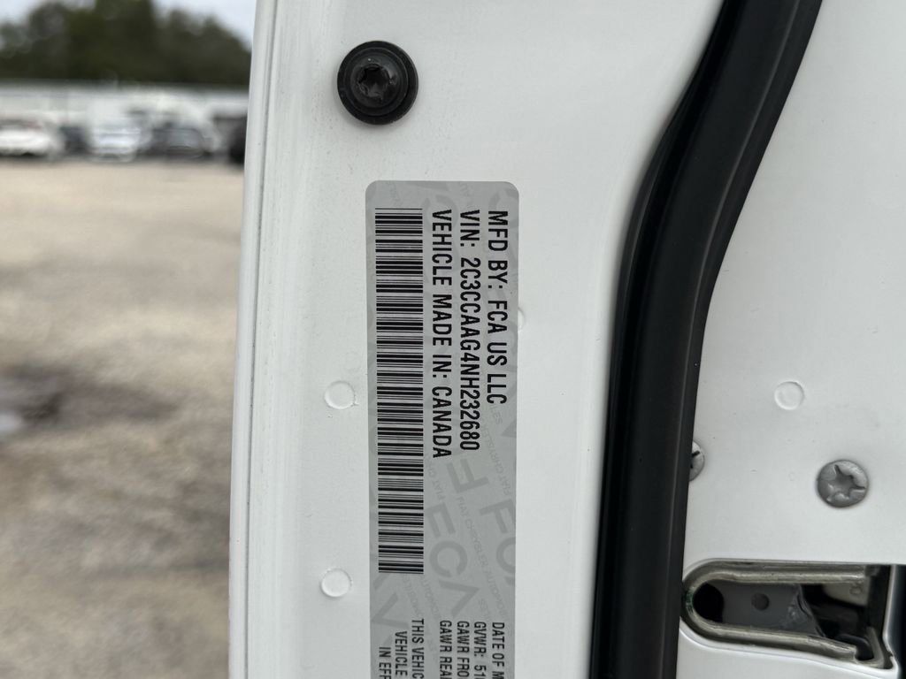 Used 2022 Chrysler 300 Touring image 41