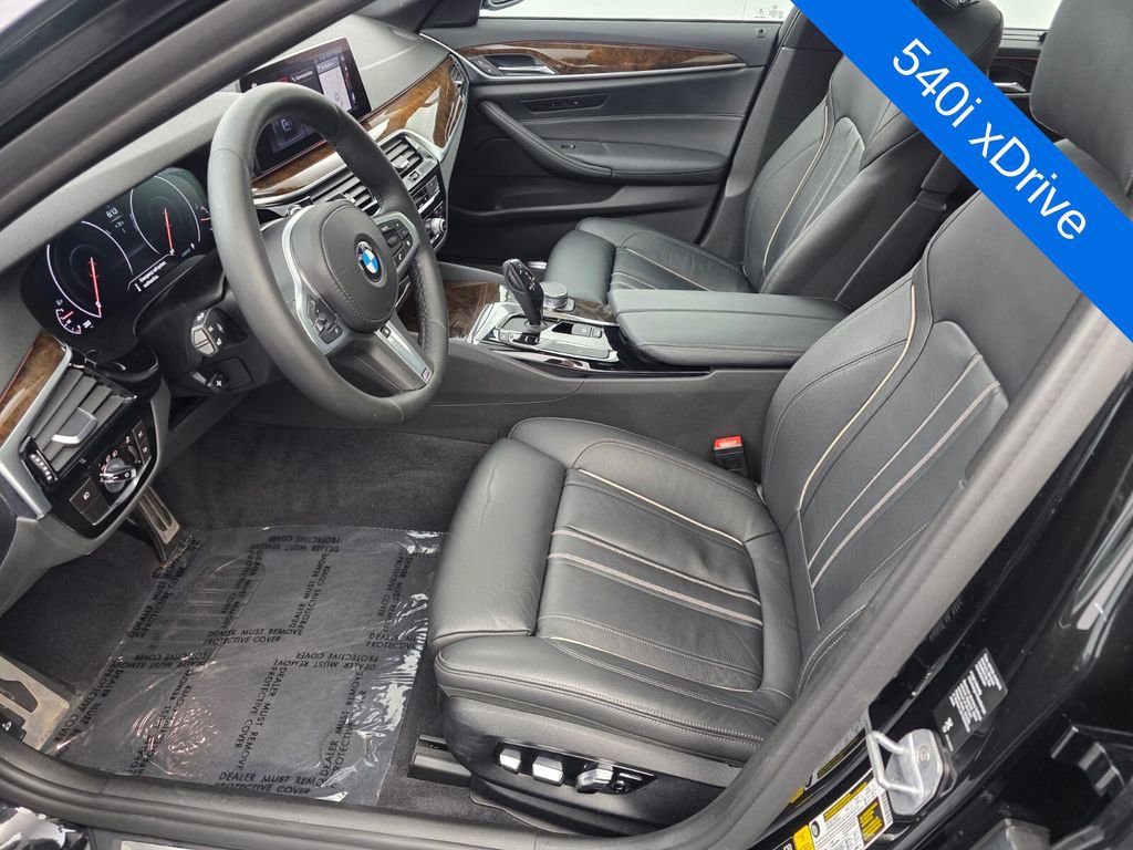 Used 2019 BMW 540i xDrive w/ M Sport Package AWD/4WD image 9
