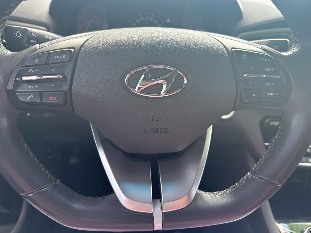 Used 2017 Hyundai Ioniq SEL FWD image 20
