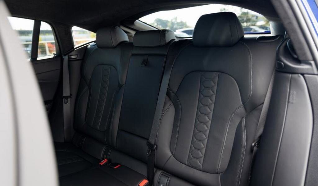 Used 2023 BMW X6 M image 9