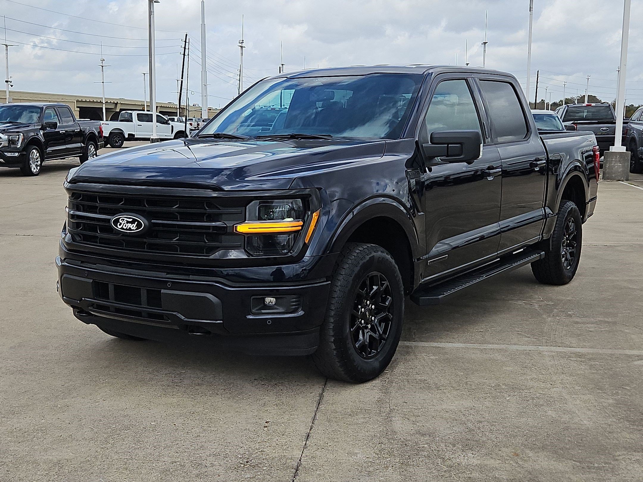 Used 2024 Ford F150 XLT w/ Equipment Group 302A MID image 9