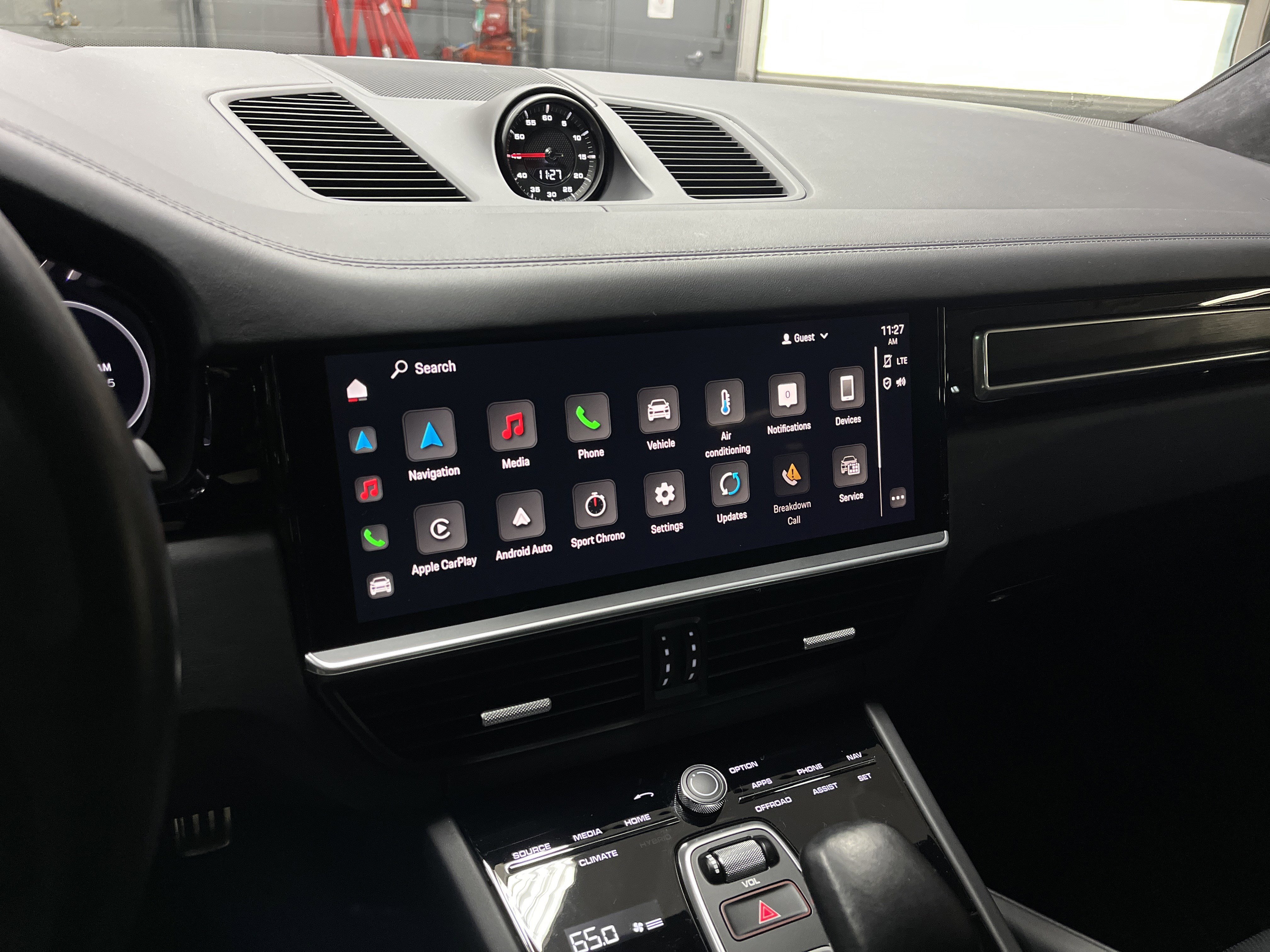 Used 2023 Porsche Cayenne GTS image 23