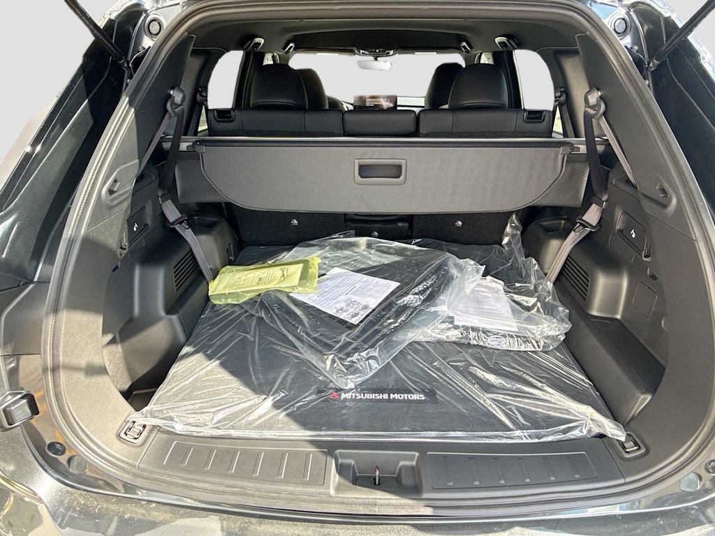 New 2026 Mitsubishi Outlander LE FWD image 24