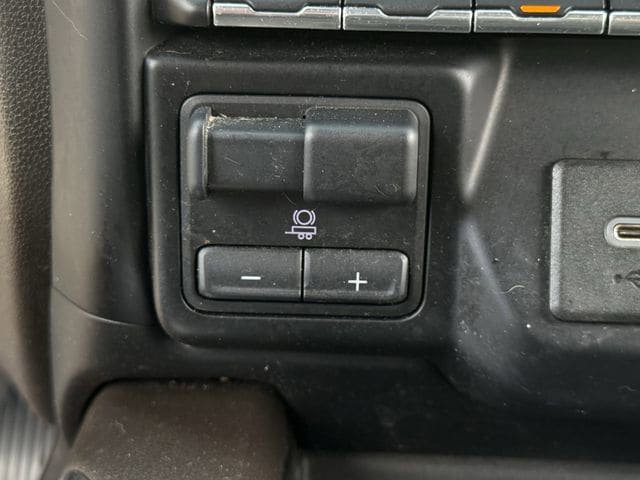 Used 2019 Chevrolet Silverado 1500 LT Trail Boss AWD/4WD image 21