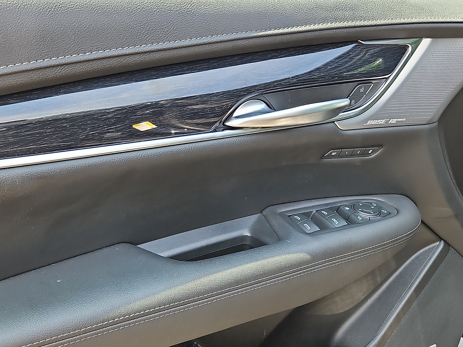 Certified 2023 Cadillac XT5 Premium Luxury FWD image 12