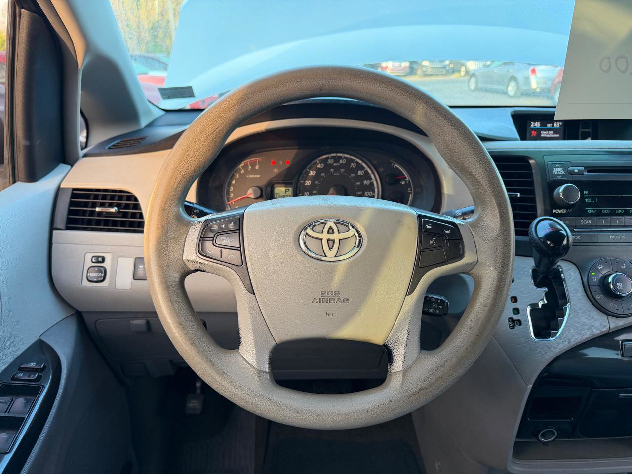 Used 2012 Toyota Sienna LE FWD image 19