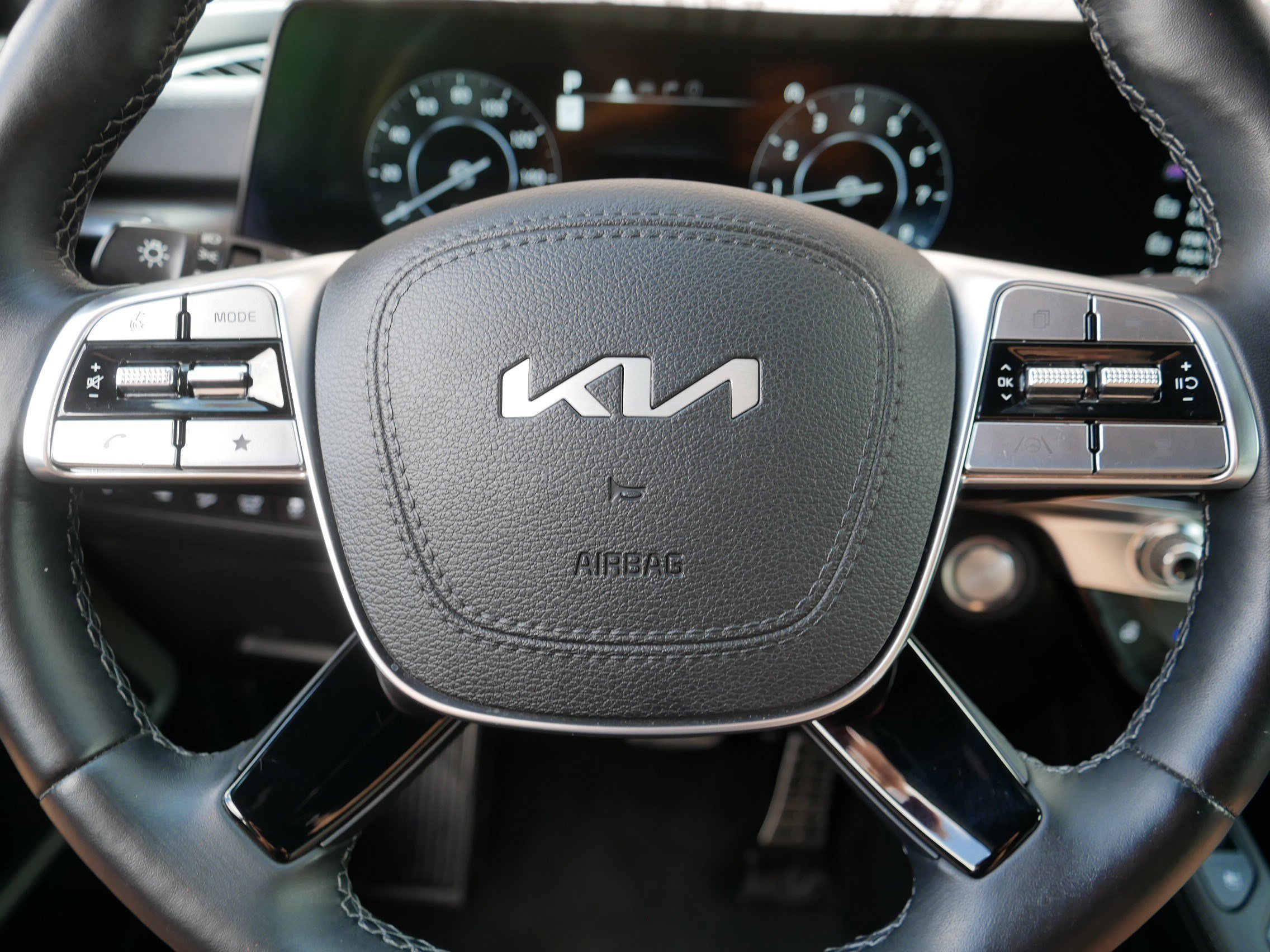 Certified 2024 Kia Telluride SX Prestige X-Line AWD/4WD image 25