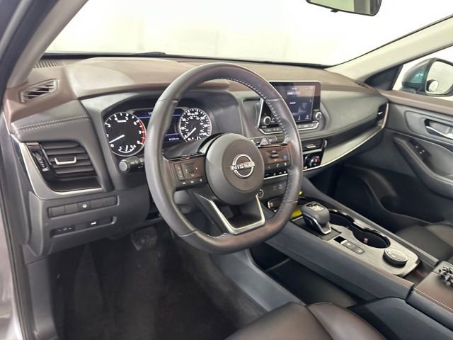 Used 2023 Nissan Rogue SV w/ SV Premium Package image 13