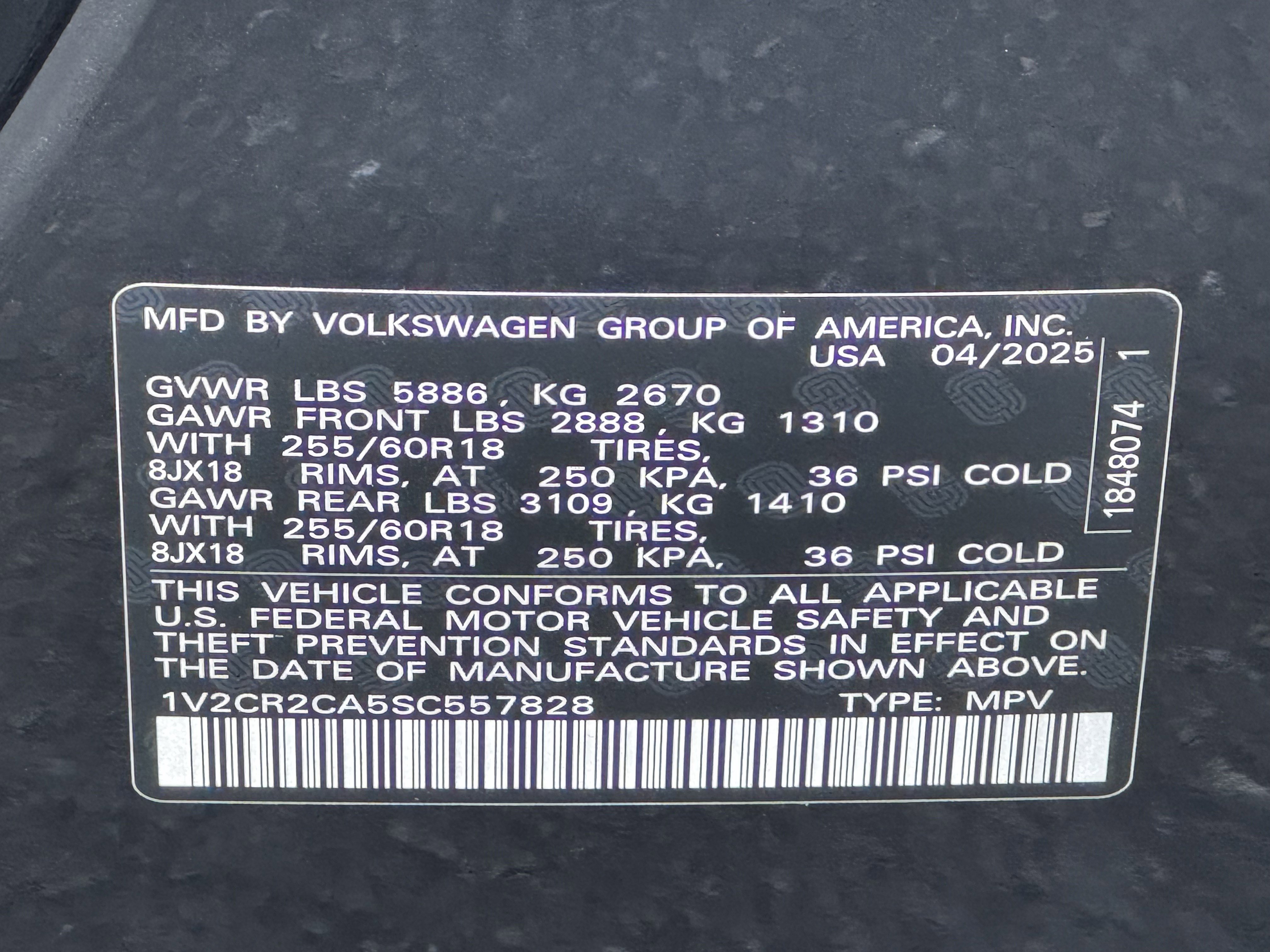 Certified 2025 Volkswagen Atlas Peak Edition SE AWD/4WD image 42