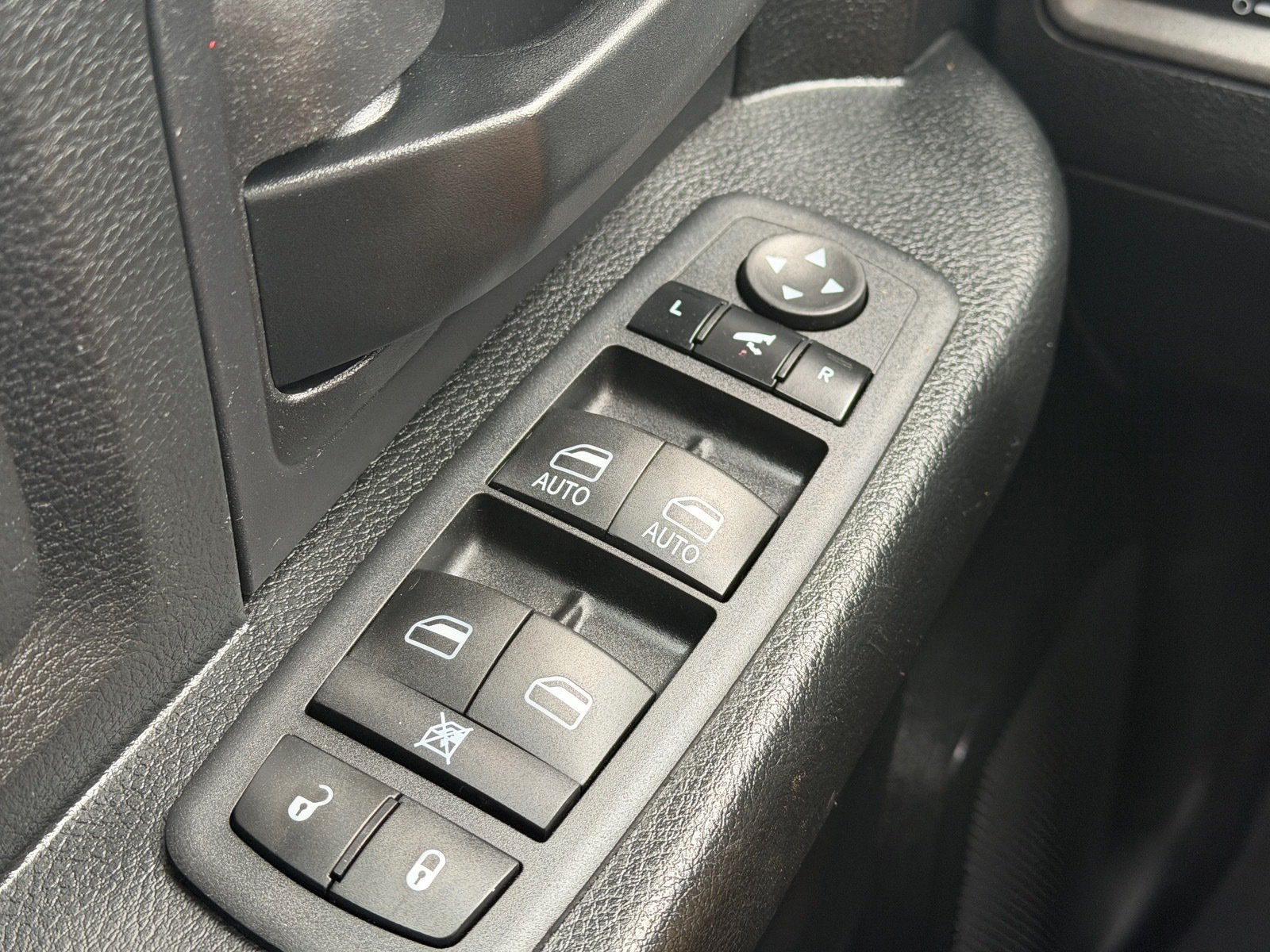 Used 2018 RAM 1500 Tradesman w/ Popular Equipment Group RWD image 26
