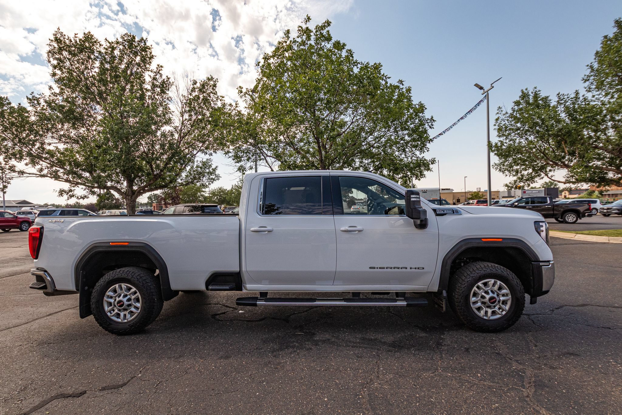 Used 2024 GMC Sierra 2500 SLE w/ SLE Convenience Package AWD/4WD image 7