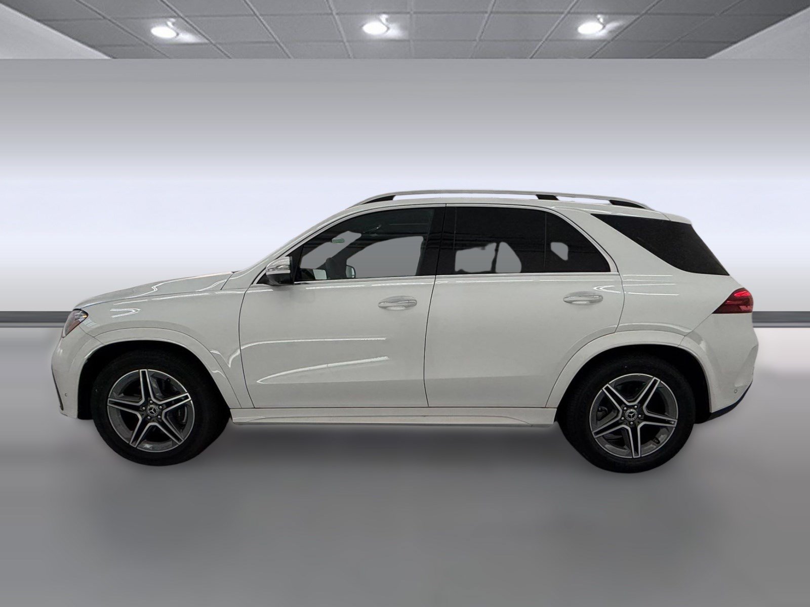 New 2026 Mercedes-Benz GLE 580 4MATIC image 2