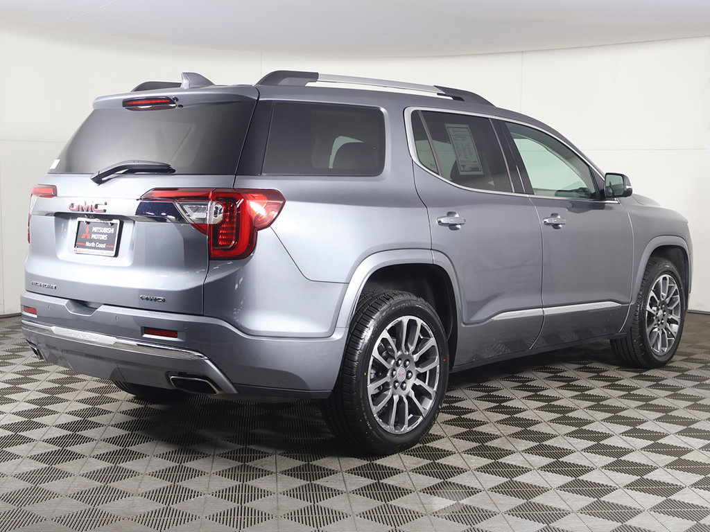 Used 2021 GMC Acadia Denali w/ Denali Technology Package AWD/4WD image 15