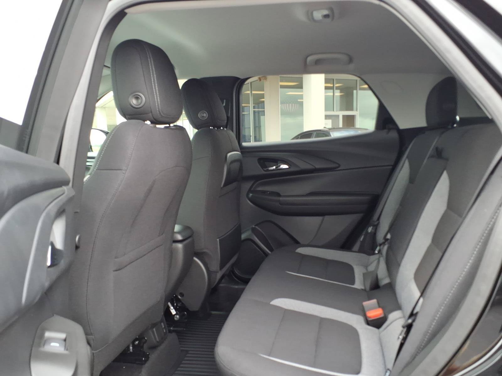 New 2026 Chevrolet TrailBlazer LT w/ Convenience Package FWD image 10
