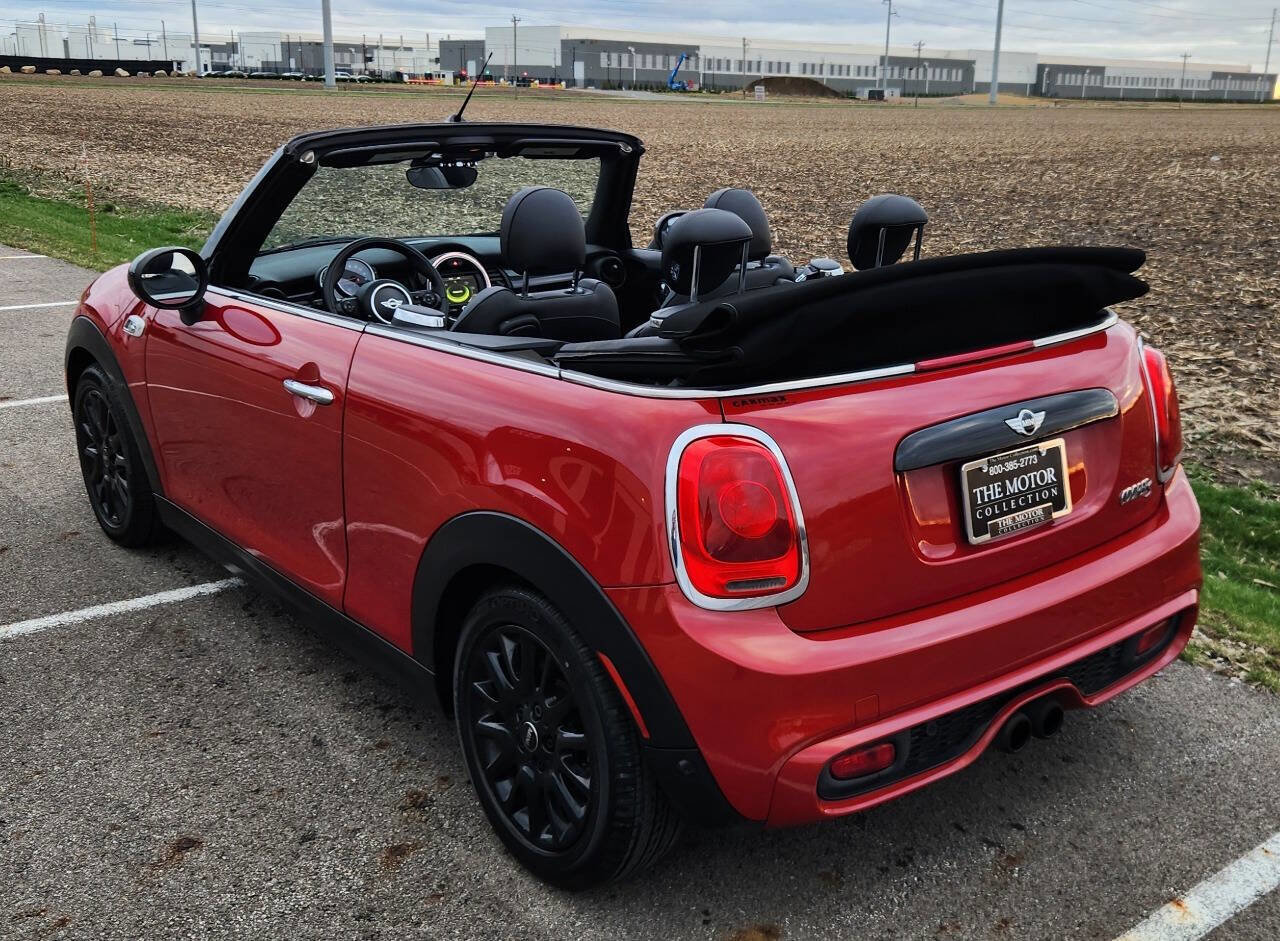 Used 2017 MINI Cooper S image 2