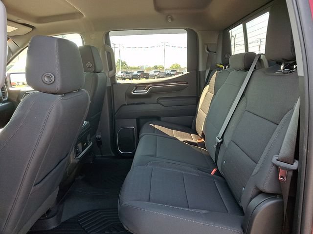 Used 2023 Chevrolet Silverado 1500 LT AWD/4WD image 10