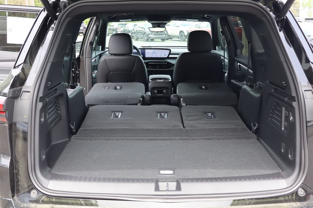 New 2026 Buick Enclave Sport Touring w/ Power Package AWD/4WD image 8
