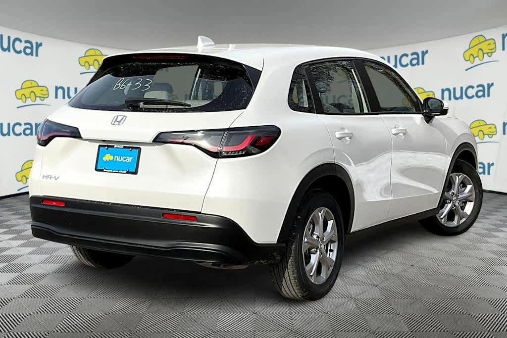 New 2026 Honda HR-V LX image 6