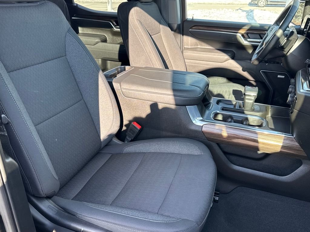 Used 2025 Chevrolet Silverado 1500 RST image 8