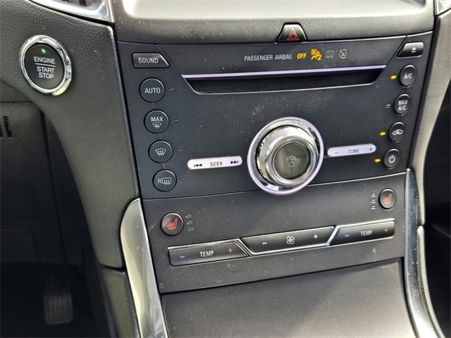 Used 2019 Ford Edge Titanium image 21