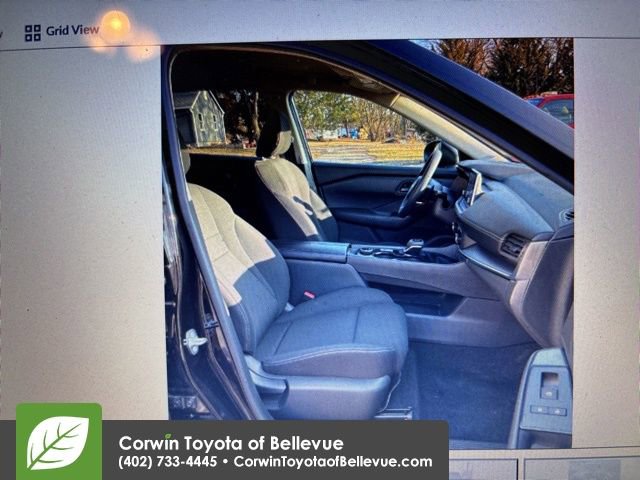 Used 2024 Nissan Rogue S image 4