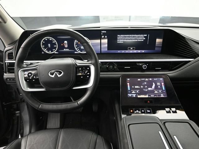 Used 2025 INFINITI QX80 Sensory image 11