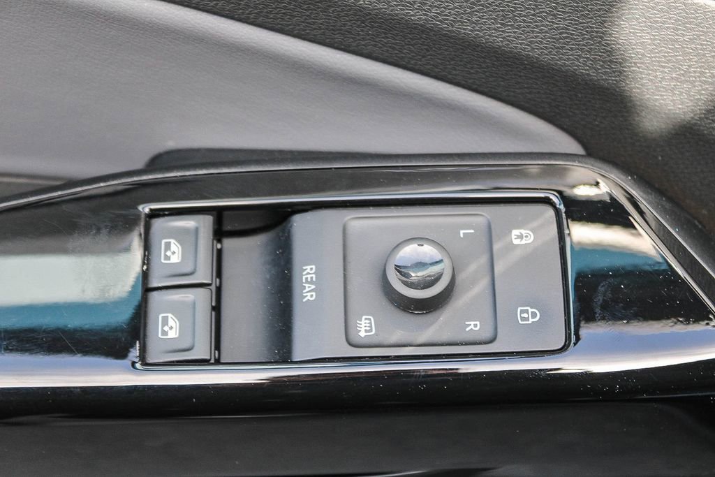 Used 2022 Volkswagen ID.4 Pro image 20